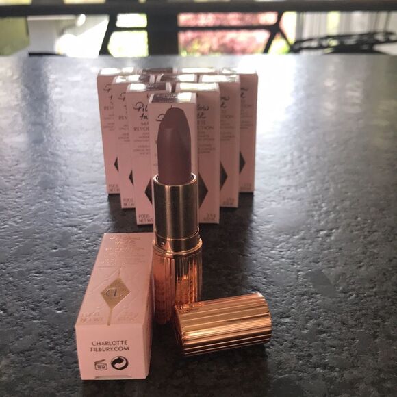 Charlotte Tilbury Matte Revolution Lipstick - Nude Pink - Picture 2 of 9